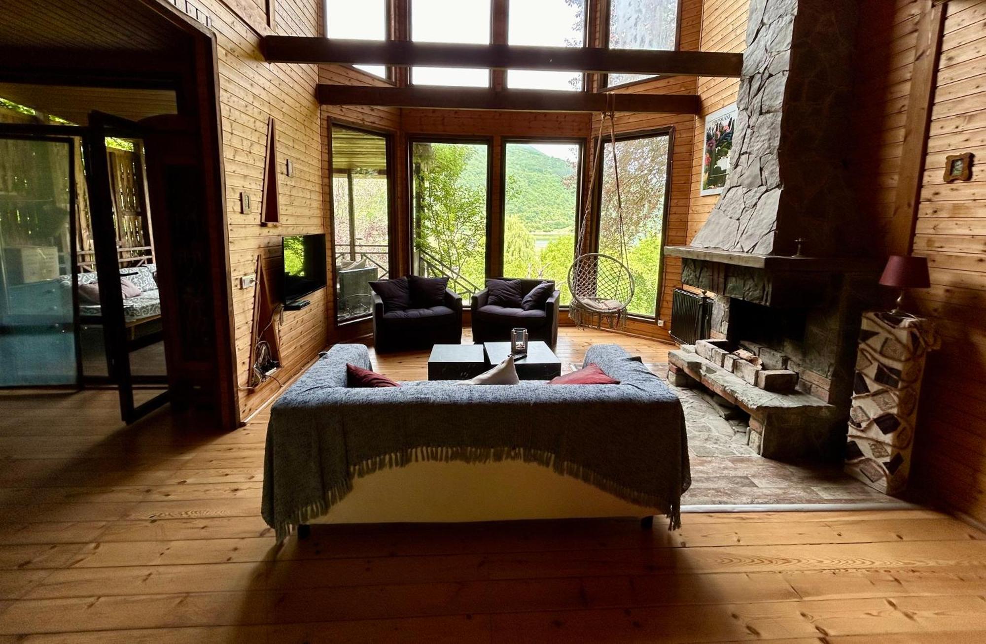 ❆Cozy, 4 Br. Villa In Ananuri❆ エクステリア 写真
